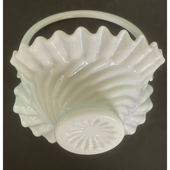 Milk Glass Basket Vintage Westmoreland Swirl Pattern Crimped Ruffle 6" x 6.5" - Picture 2 of 9